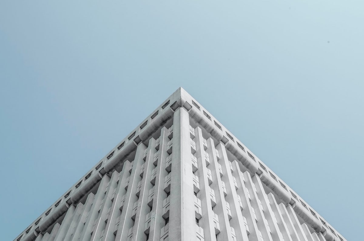 意甲:米兰与罗马之战最终阵容公布,米兰使用352阵型,莱奥搭档恩昆库首发